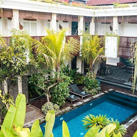 The Nyaman Bali Hotel Kuta  Exterior photo